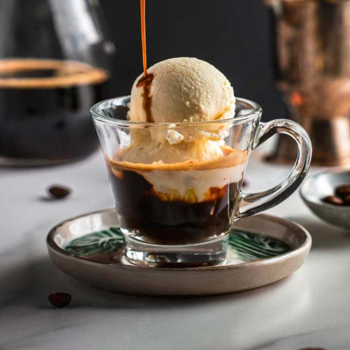affogato, czyli lody waniliowe zalane espresso